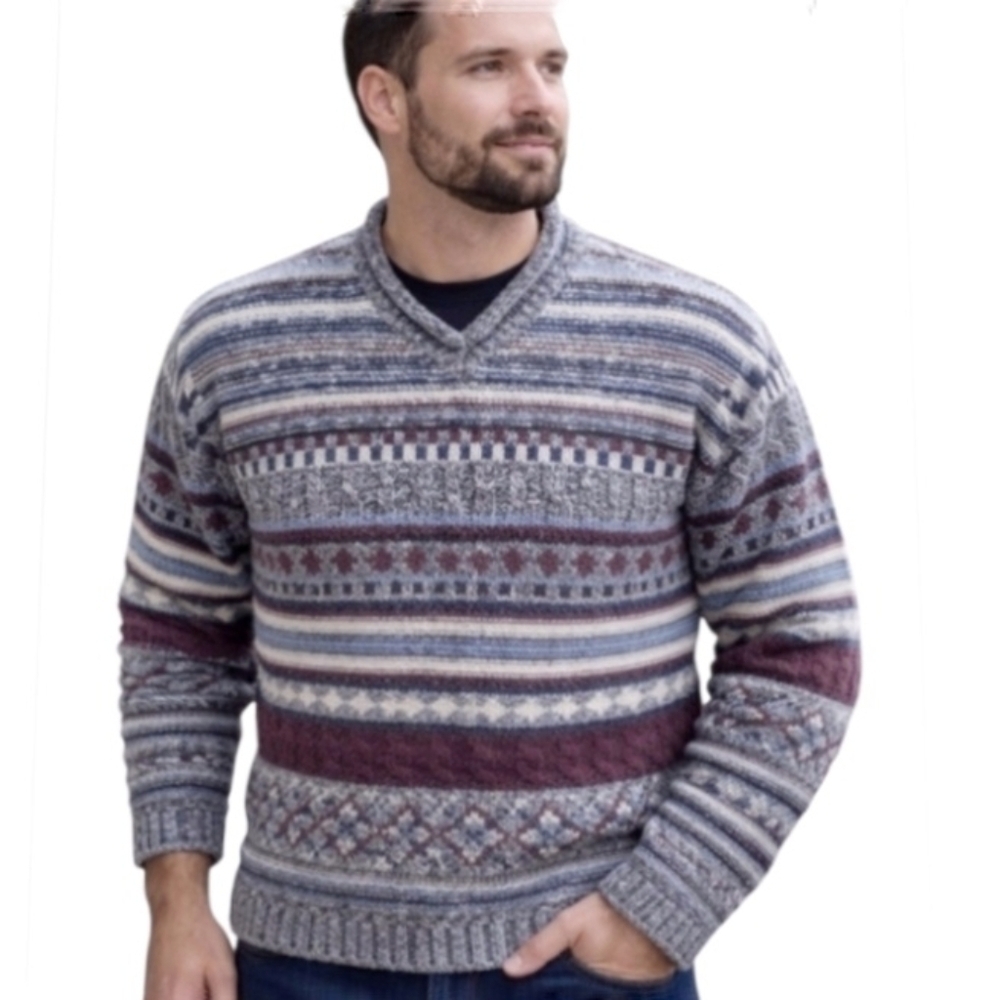 Vintage 90s Wool Blend Fair Isle Inspired V-Neck Sweater Nordic Cabin Knit L